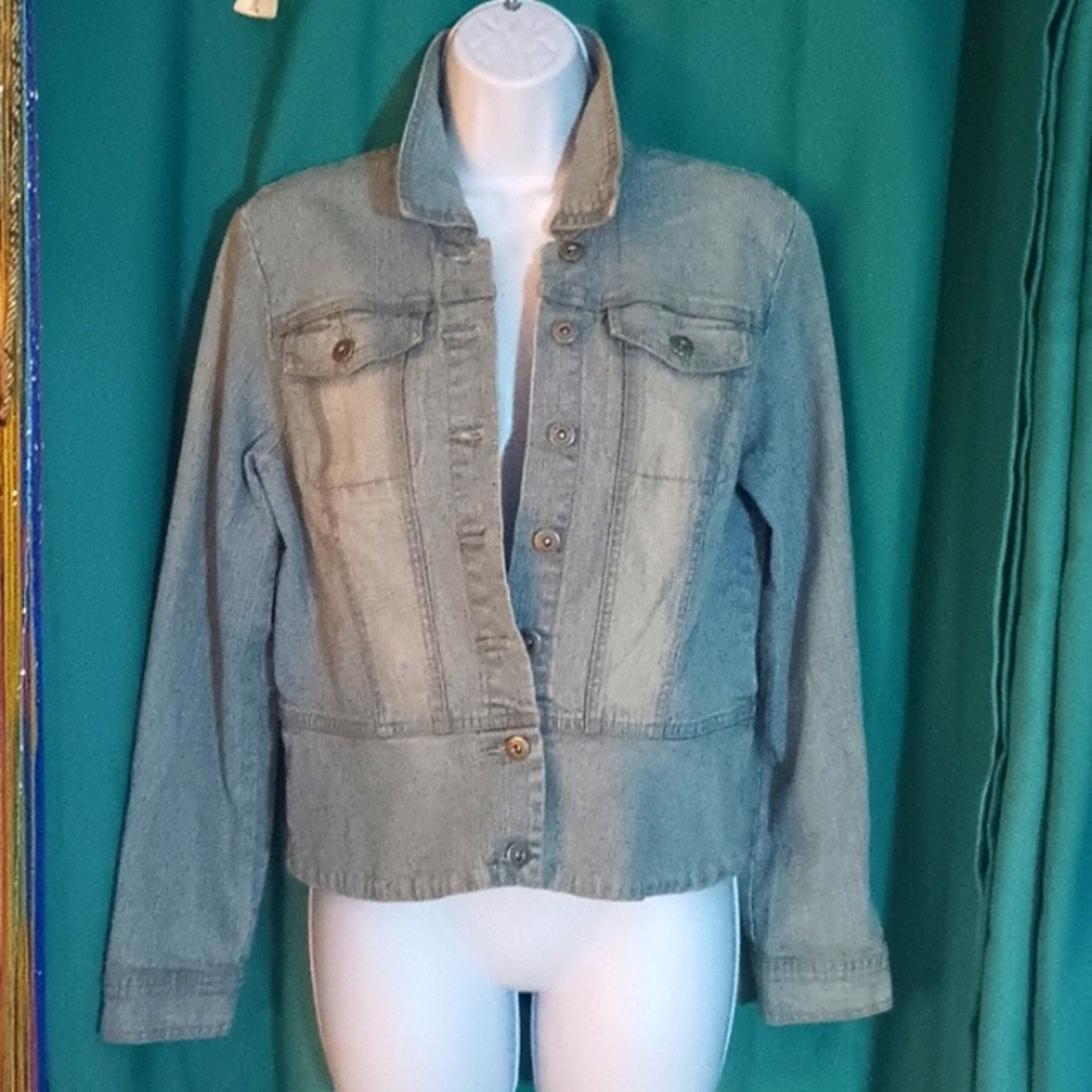 Women's jean jacket